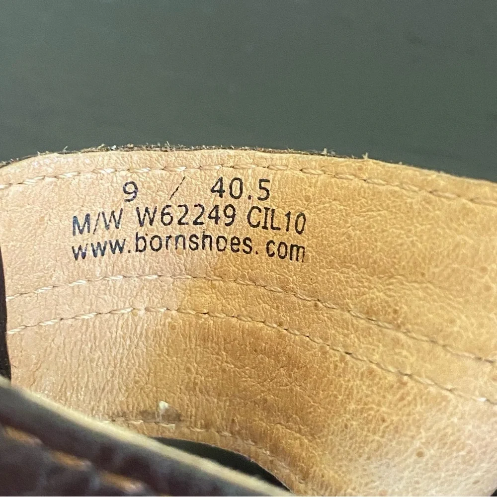 Born Brown Leather Slides Sandals Wedges Heels Comfort Strappy Preppy Size 9